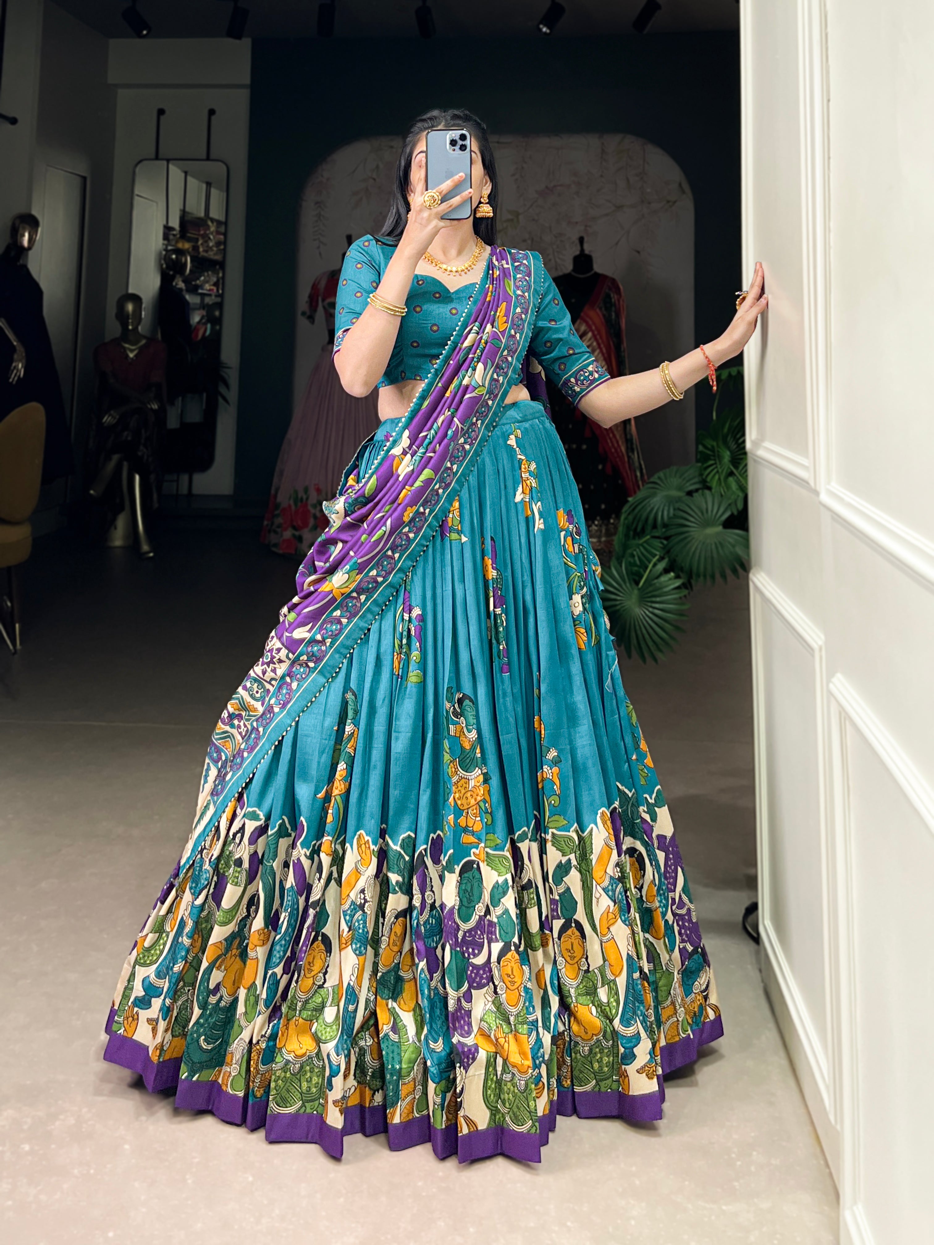 Exclusive Tussar Silk Lehenga Choli Set β Floral & Patola Print Design β¨π